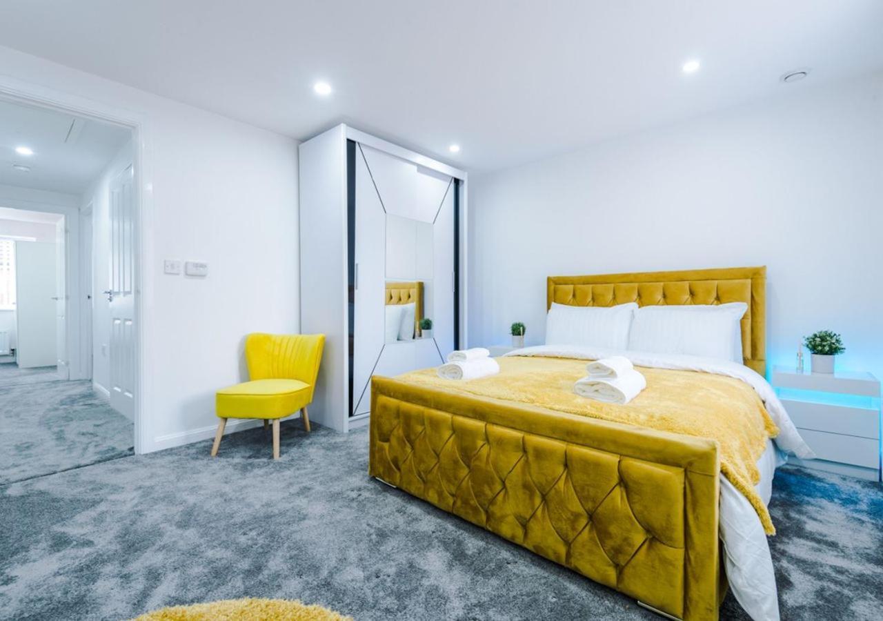 Luxury 3 Bedroom House Close To Manchester Center Bagian luar foto