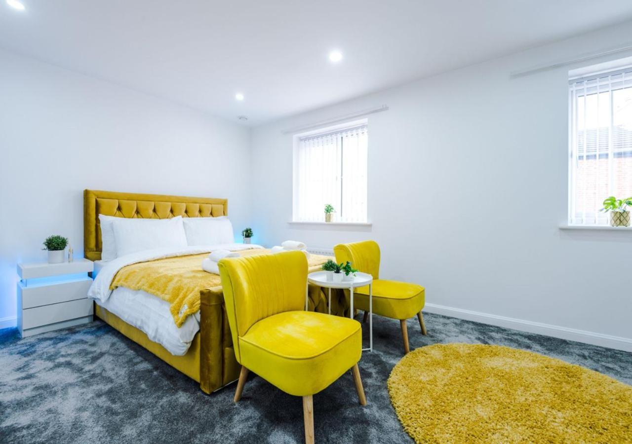 Luxury 3 Bedroom House Close To Manchester Center Bagian luar foto