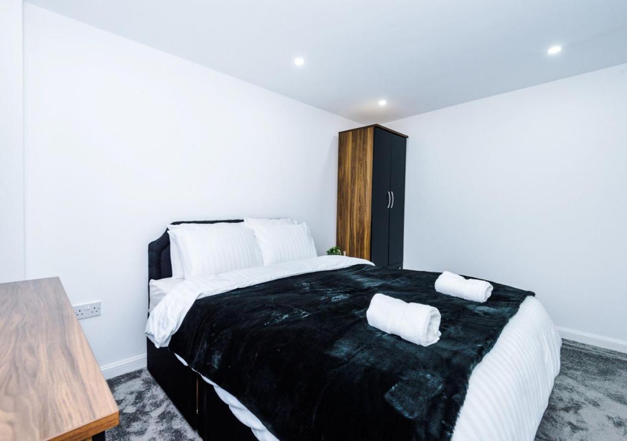Luxury 3 Bedroom House Close To Manchester Center Bagian luar foto